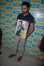 Imran Khan launches People magazines issue in Juhu, Mumbai on 2nd Feb 2012 (35).JPG